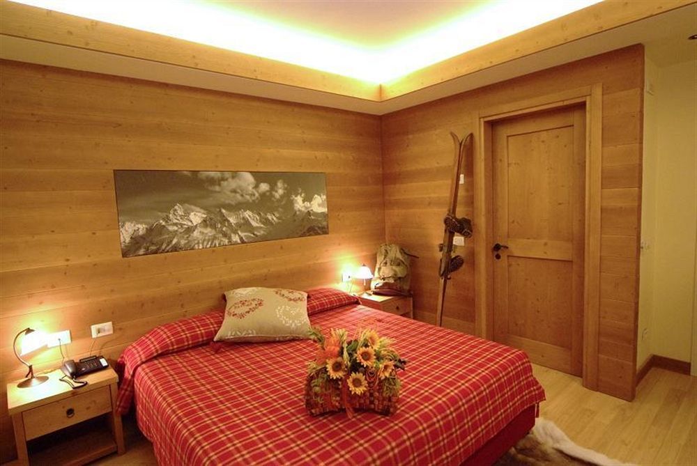 Hotel Bernina Tirano Esterno foto