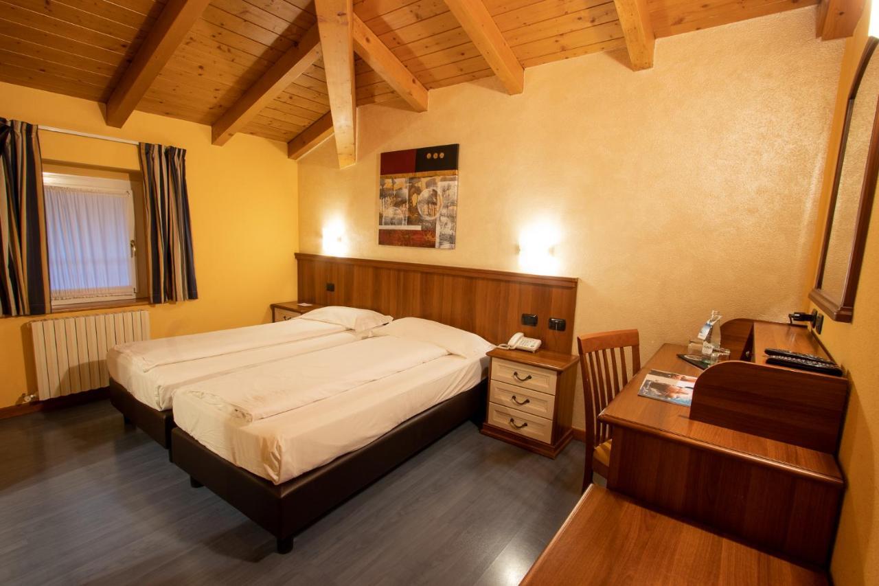 Hotel Bernina Tirano Esterno foto